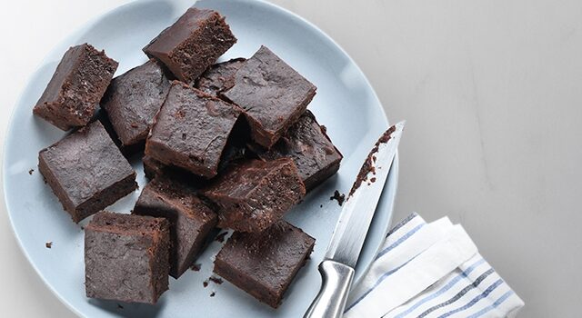 White plate full of date brownies